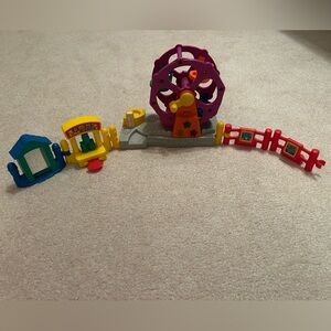 Little People Toy Ferris Wheel Set
